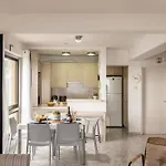 아파트 Mackenzie Beachfront *
