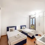 Mackenzie Beachfront 아파트 *