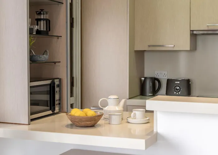 Апартаменти Mackenzie Beachfront