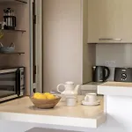 Апартаменти Mackenzie Beachfront